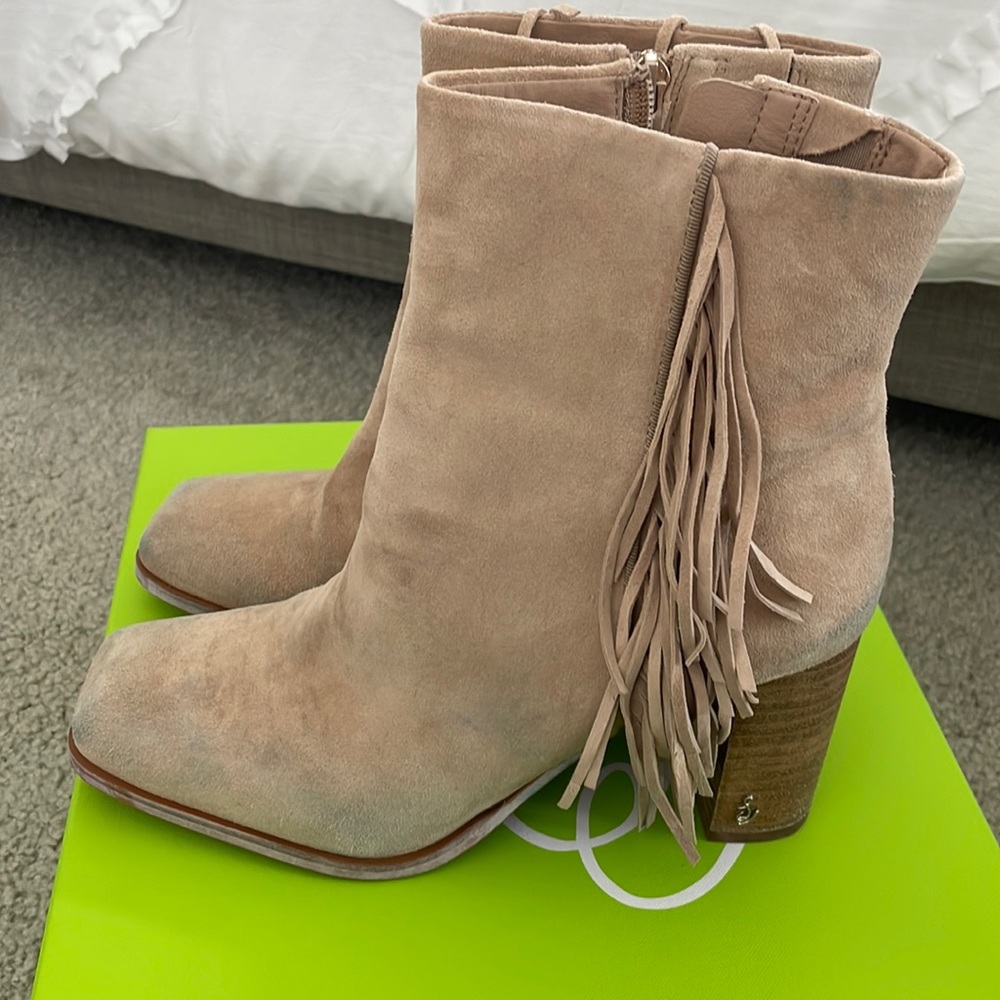 Sam Eldelmon Women's Ona Fringe Booties size 7M
